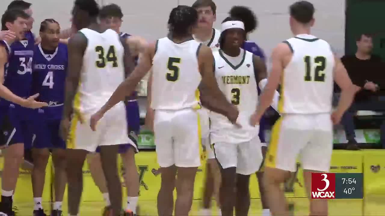 UVM Men’s Basketball Defeats Holy Cross 90-80 in Burlington Exhibition