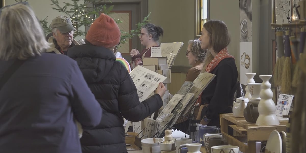 Vermonters shop local for Small Business Saturday Vermonters shop local for Small Business Saturday