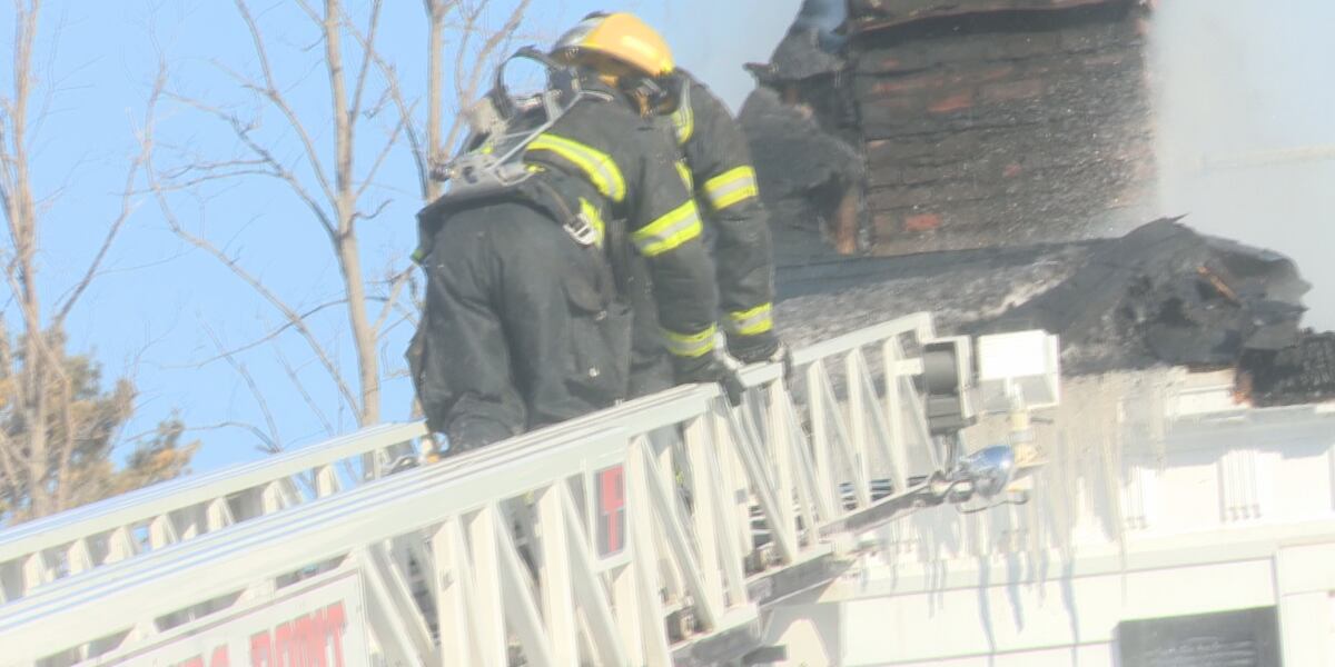 Crews contain fire to ceiling in Rouses Point