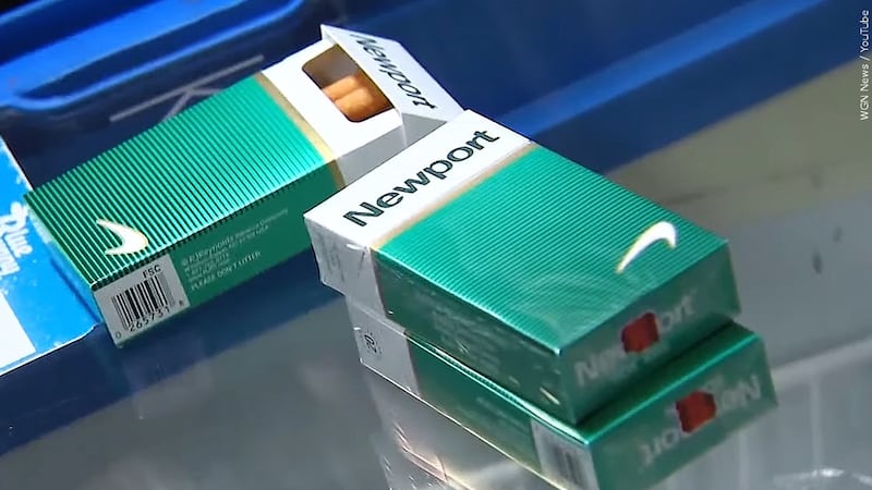 green and white cigarette pack White House delays menthol cigarette ban, alarming anti-smoking advocates green and white cigarette pack White House delays menthol cigarette ban, alarming anti-smoking advocates