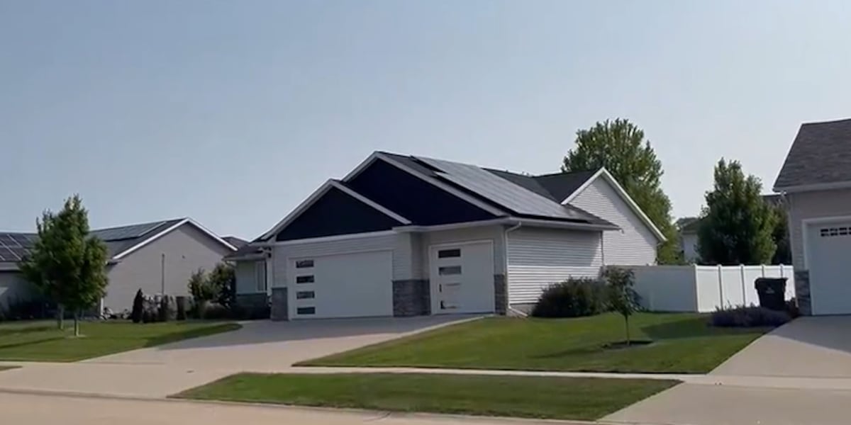 ‘They owe me money’: Homeowner has solar power credits, but energy company zeroed them out