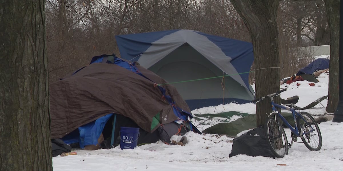 Gov. Scott threatens to veto budget adjustment bill over homeless policy Gov. Scott threatens to veto budget adjustment bill over homeless policy